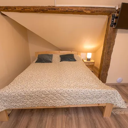 Doebroegi Wellness Vendeghaz 게스트하우스 3*